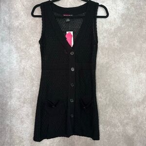 NWT SayWhat? Sleeveless Knit Vest Womens Medium Black Open Knit Button Up V Neck